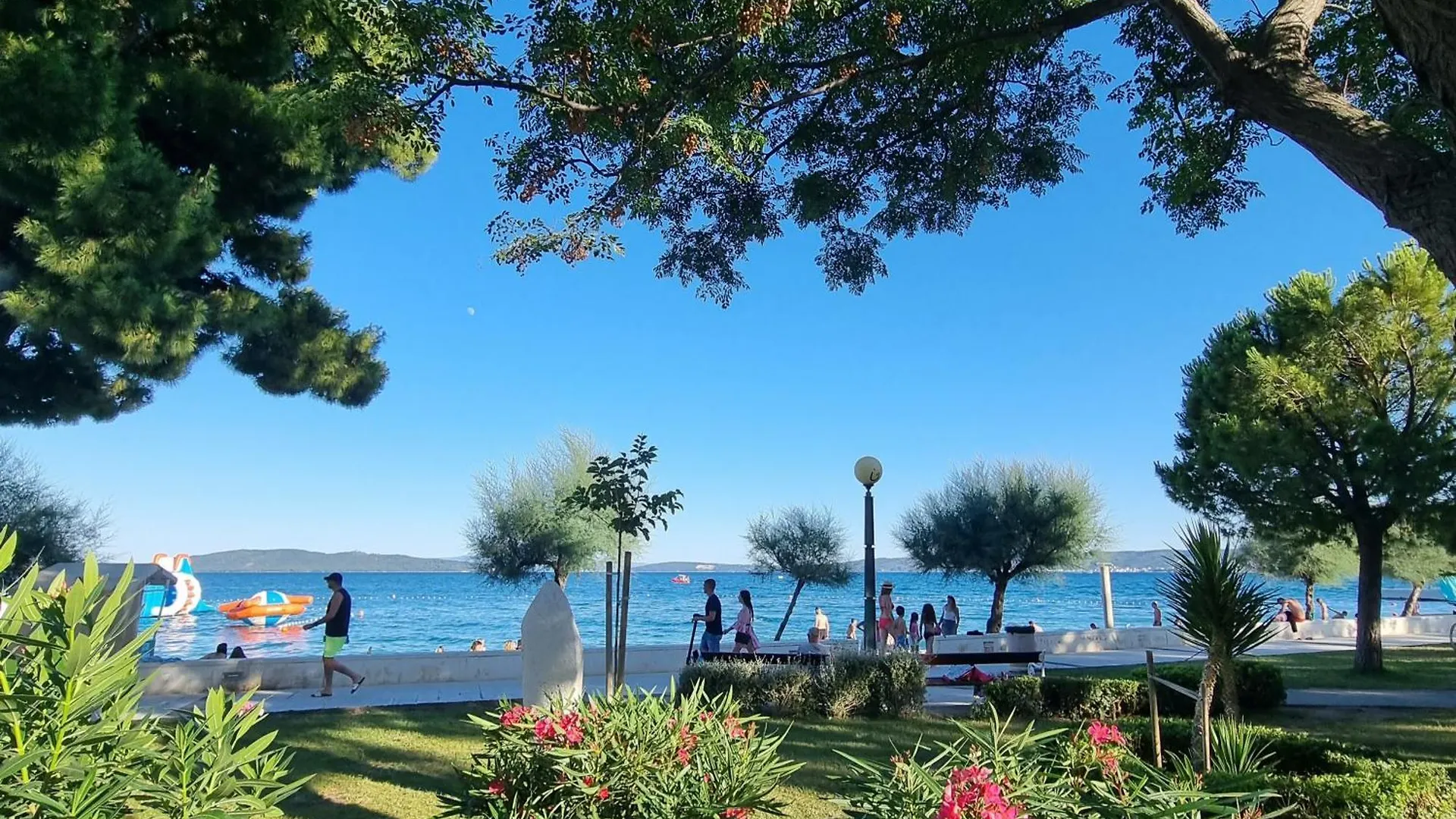 Brand-New Apartment Near The Beach Kastela