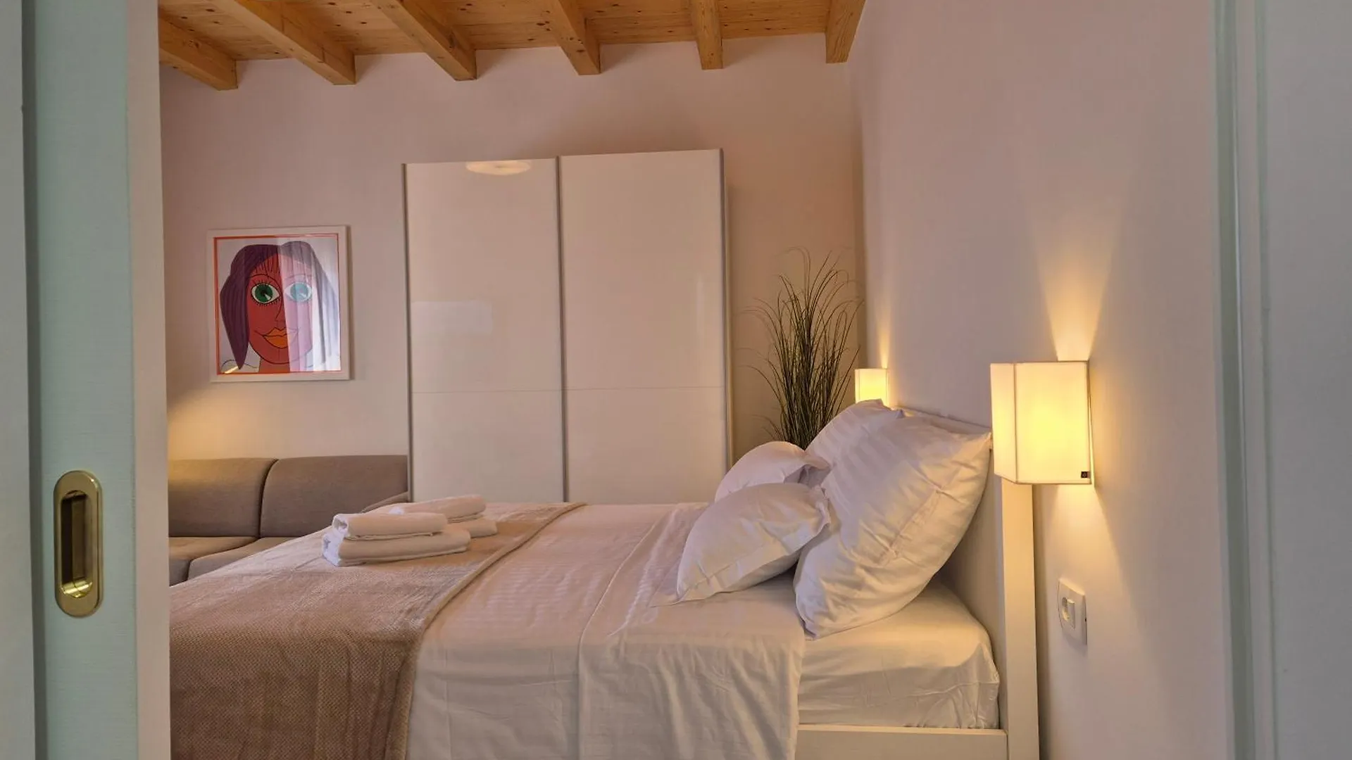 Brand-New Apartment Near The Beach Kastela 0*,  Croatia