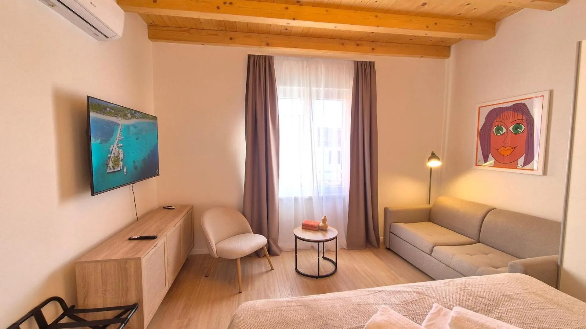 Brand-New Apartment Near The Beach Kastela Croatia